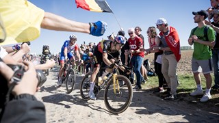 Přinese Roubaix další souboj Van Aerta s Van der Poelem? Uspět může mnohem víc jezdců