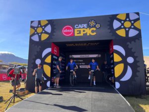Cape Epic 2024: Beers s Grottem v 5. etapě navyšují svůj náskok