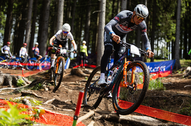 Van der Poel se nevzdává: „Pády mě nezastaví