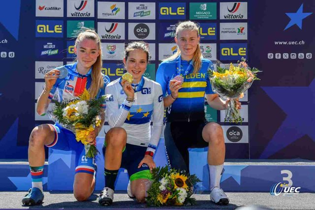 Bukovská odstartovala evropský šampionát stříbrem v short tracku