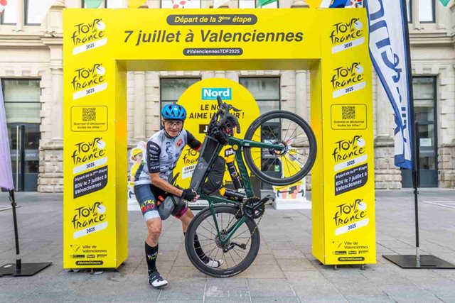 Daniel Polman projel celou Tour de France po své ose. V sedle strávil přes 19 dní a ujel 6013 kilometrů