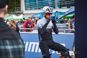 Kolik berou bikeři? Platy horských cyklistů jsou žalostné proti silniční elitě