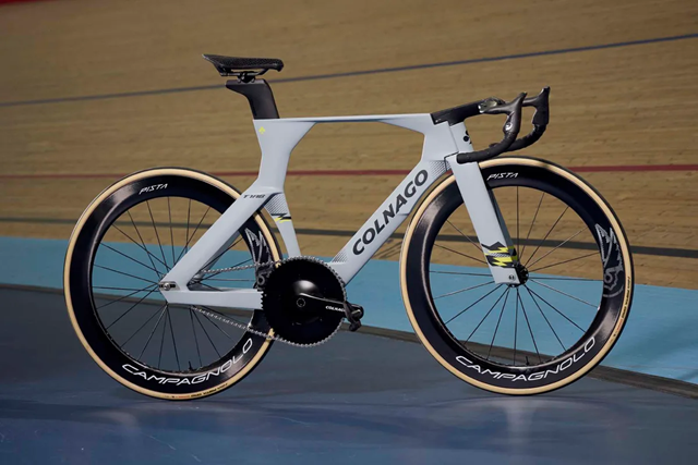 Colnago se vrací na dráhu. Nový T1Rs je „nejvíce aerodynamické kolo v historii značky“