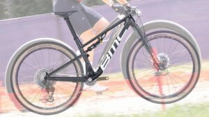 UCI povoluje 32" kola pro sezonu 2026. Začíná nová éra horských kol?